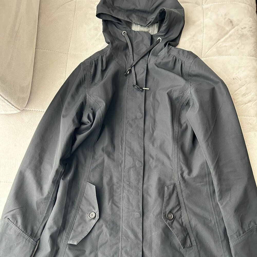 MEC rain coat